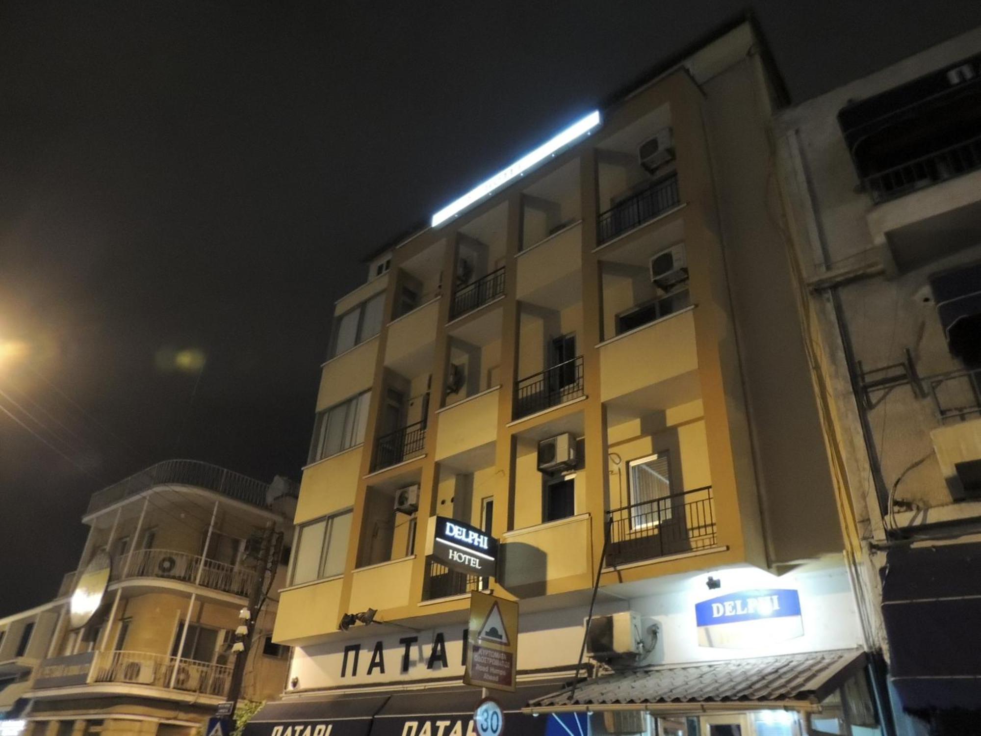 Delphi Hotel Nikosia Exterior foto